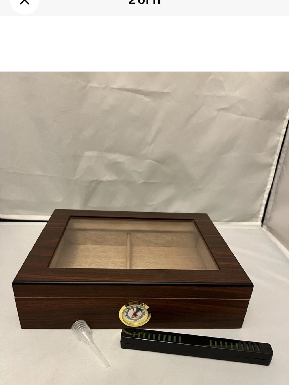 Wood Finish Humidor Box with Glass Top and Hygrometer
